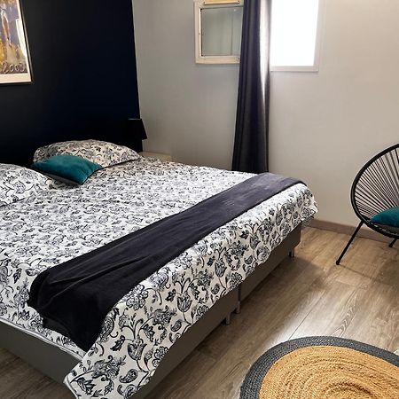 Face A La Mer Avec Piscine A Sète Eksteriør billede